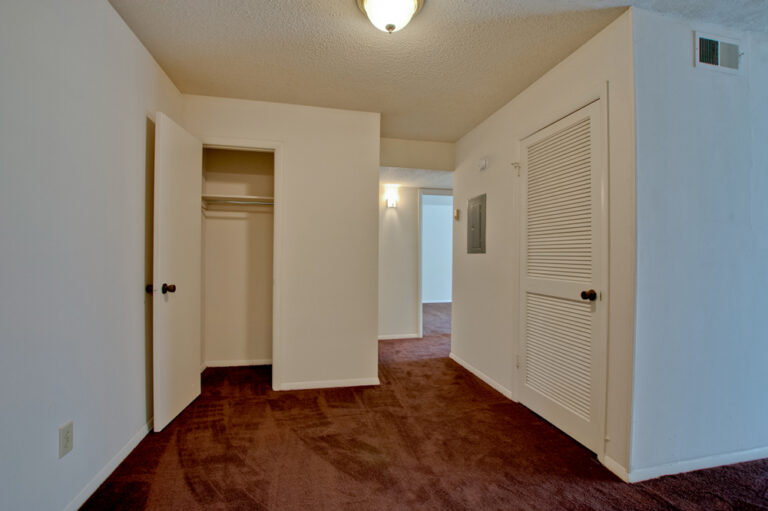 Candlewood Apartments Eagles Management